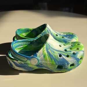 CROCS Kids Green and Blue Swirl Shoes